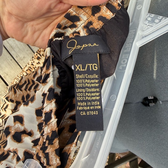 Elegant Leopard Print Maxi Skirt - Picture 9 of 9